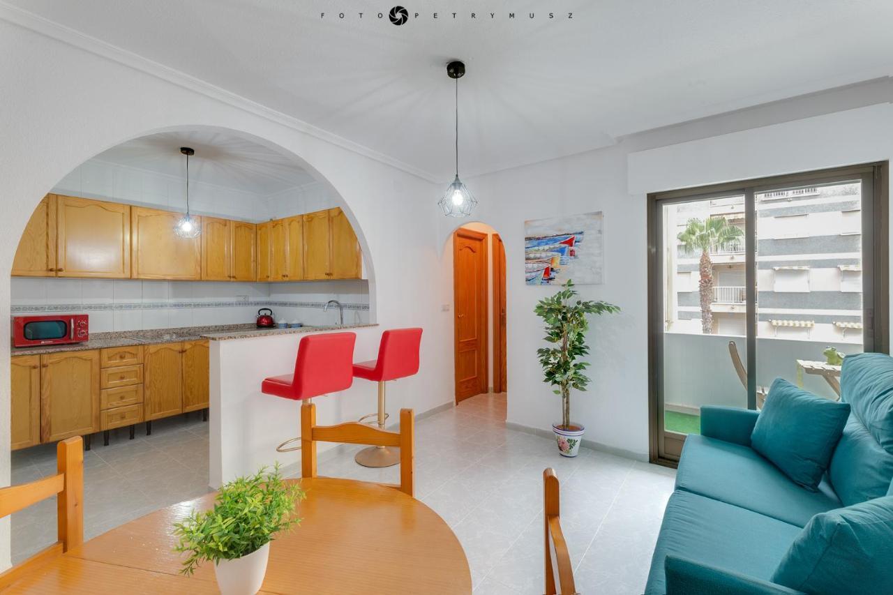 Colorful Apartment Torrevieja Exterior foto
